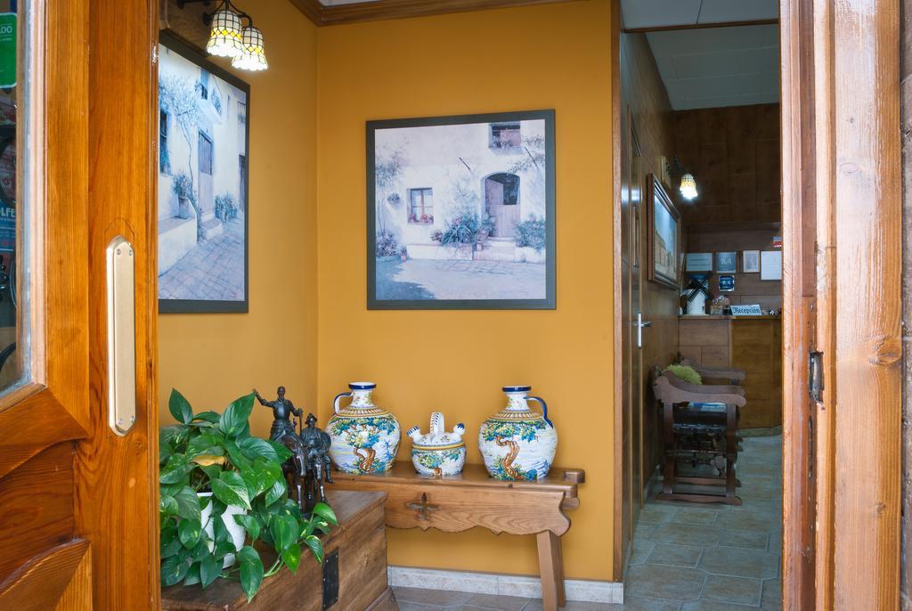 אלקזר דה סן חואן Hotel Hidalgo Quijada מראה חיצוני תמונה