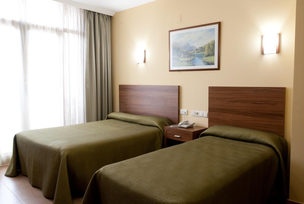 אלקזר דה סן חואן Hotel Hidalgo Quijada מראה חיצוני תמונה