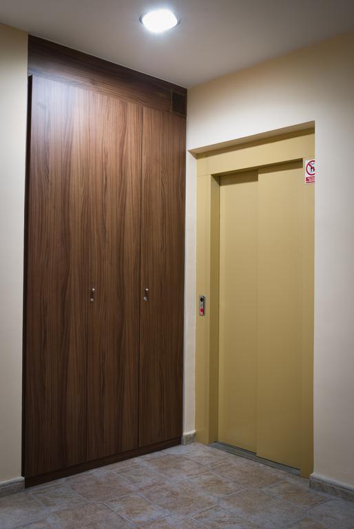 אלקזר דה סן חואן Hotel Hidalgo Quijada מראה חיצוני תמונה