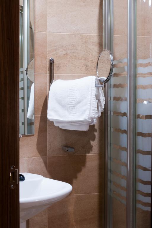 אלקזר דה סן חואן Hotel Hidalgo Quijada מראה חיצוני תמונה