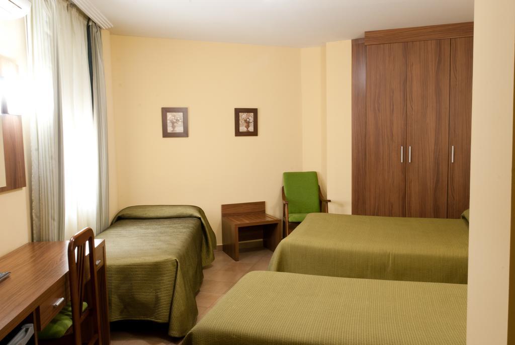 אלקזר דה סן חואן Hotel Hidalgo Quijada מראה חיצוני תמונה