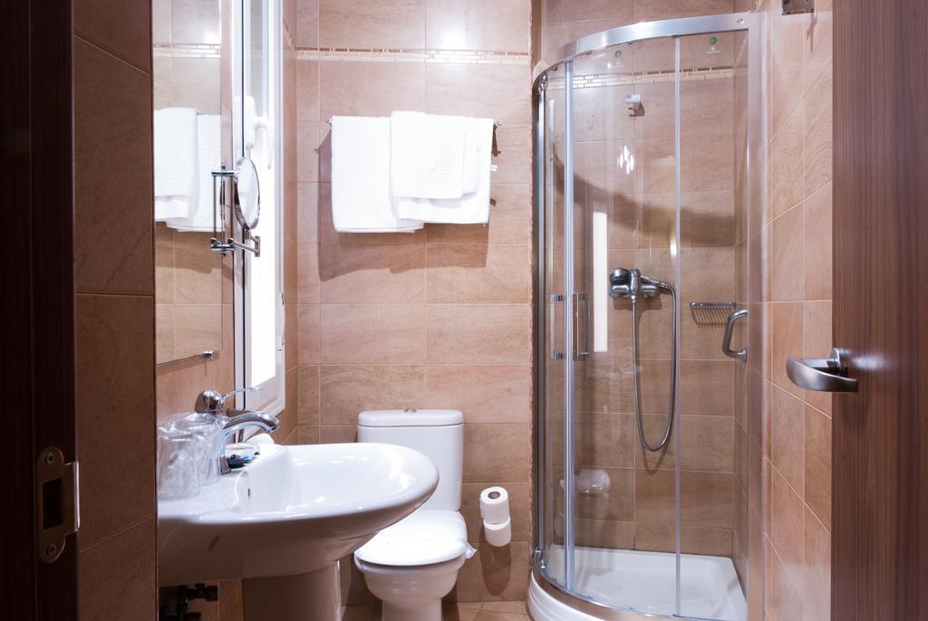 אלקזר דה סן חואן Hotel Hidalgo Quijada מראה חיצוני תמונה