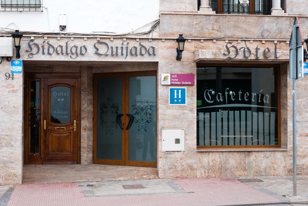 אלקזר דה סן חואן Hotel Hidalgo Quijada מראה חיצוני תמונה
