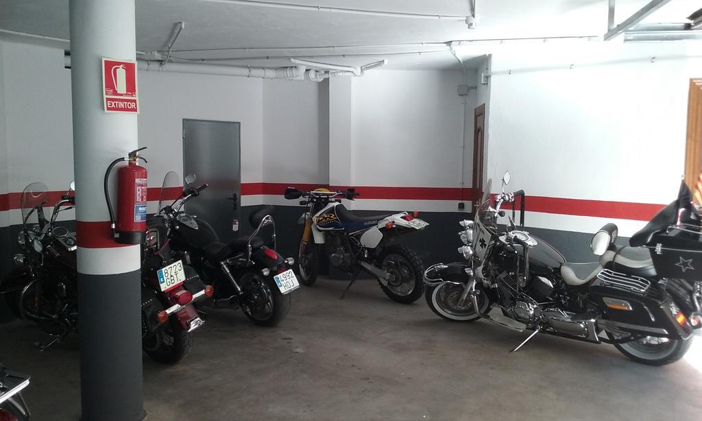 אלקזר דה סן חואן Hotel Hidalgo Quijada מראה חיצוני תמונה