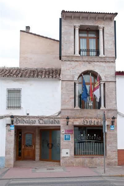אלקזר דה סן חואן Hotel Hidalgo Quijada מראה חיצוני תמונה